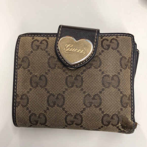 gucci heart wallet